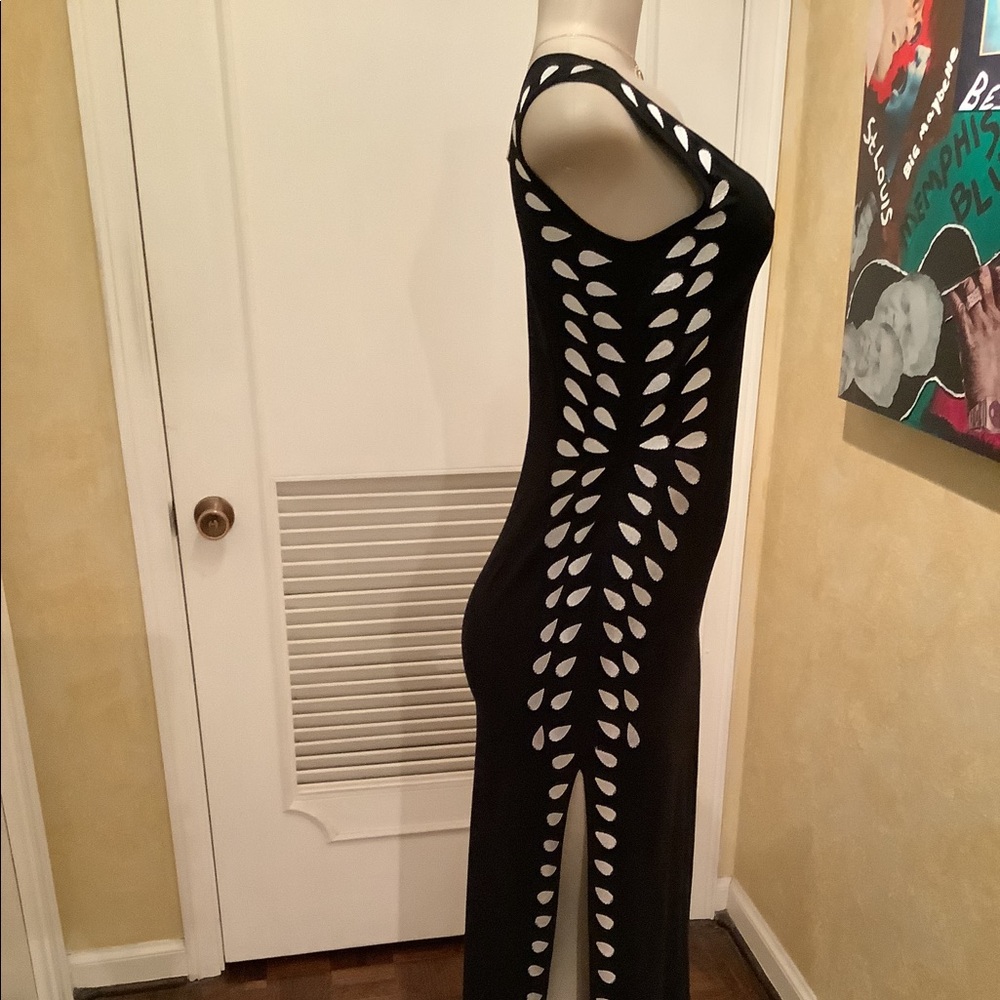 Dress - Picture 3 of 3